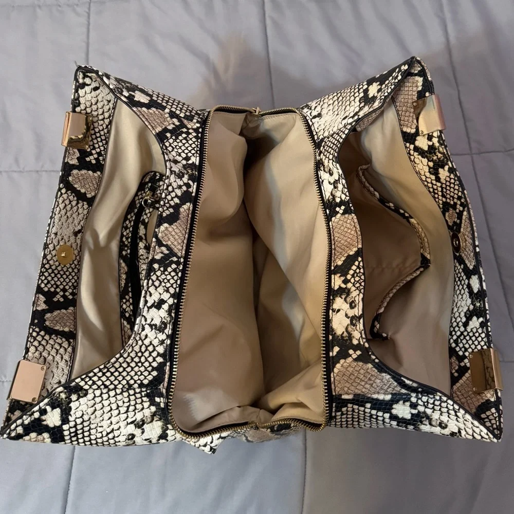 [NWOT] I.N.C. Trippi Chain Tote | Snake Print - Picture 3 of 4